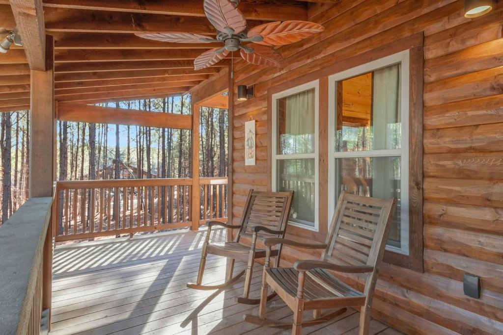 Large Luxury 2Br Cabin W Hot Tub Double Trouble Was Designed For Fun Comfort And Memories Minutes From Buzzling Hochatown And Beautiful Beaver Bend State Park 브로큰보우 외부 사진