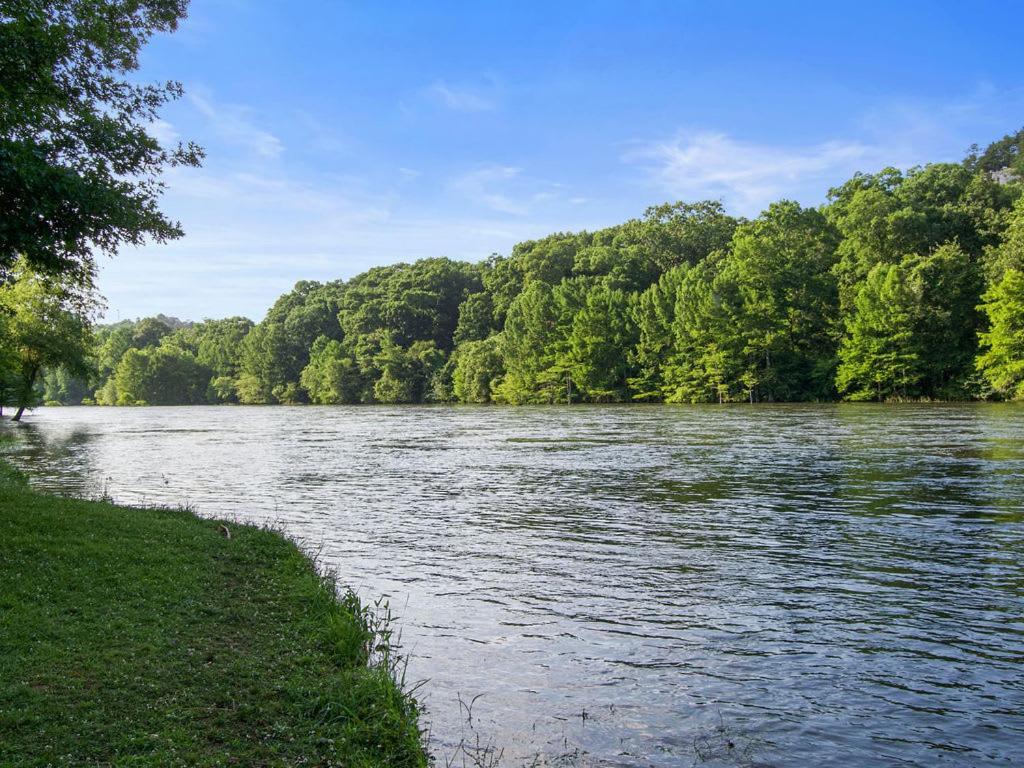Large Luxury 2Br Cabin W Hot Tub Double Trouble Was Designed For Fun Comfort And Memories Minutes From Buzzling Hochatown And Beautiful Beaver Bend State Park 브로큰보우 외부 사진